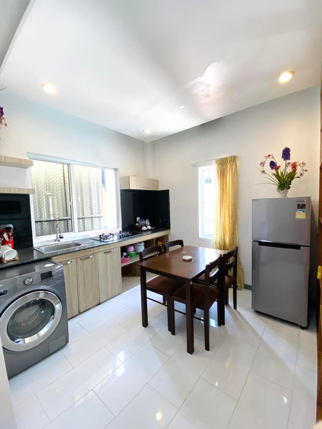White Residence Hotel & Apartment Phnom Pen Exterior foto